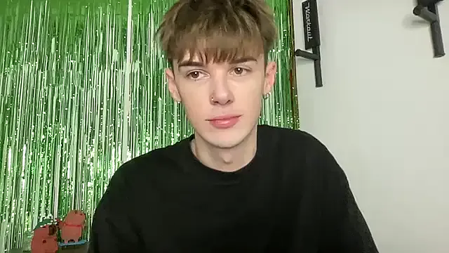 YourMilkyGuy — show pube zone