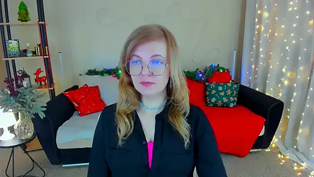 YourUniverser on StripChat