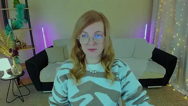 YourUniverser on StripChat