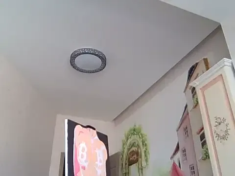 Ysolena on StripChat