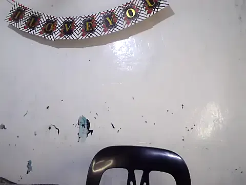 Yummy_miccah26 on StripChat