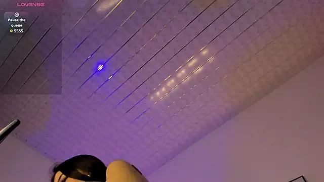 Freechat Zahra_milks on StripChat