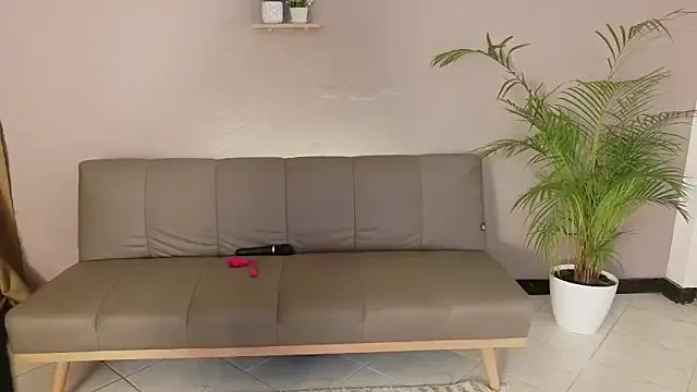 ZahraMilf on StripChat