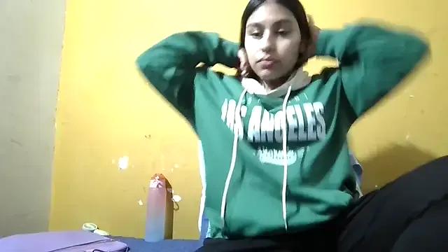 Freechat zairabreze on StripChat