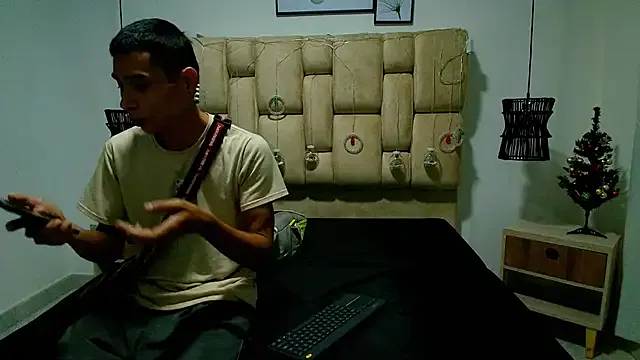 Zoelucas on StripChat